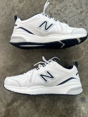 New Balance 608v5 Men’s 10.5 Wide 2E White Navy Leather Cross Training Shoes